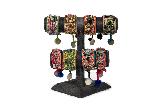 Pulseras Bordada Delgada